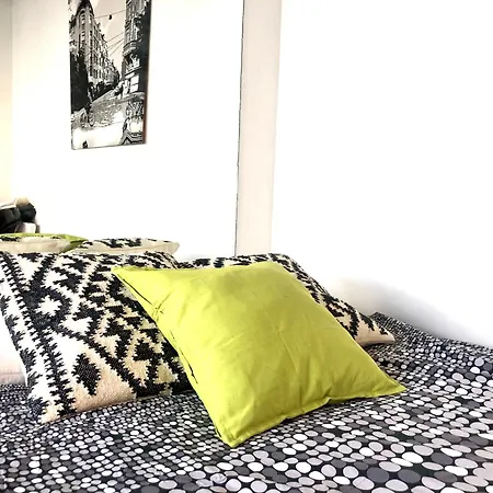 Apartment Kamppi Sweet 07