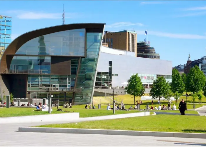 Sweet In Center 07 *